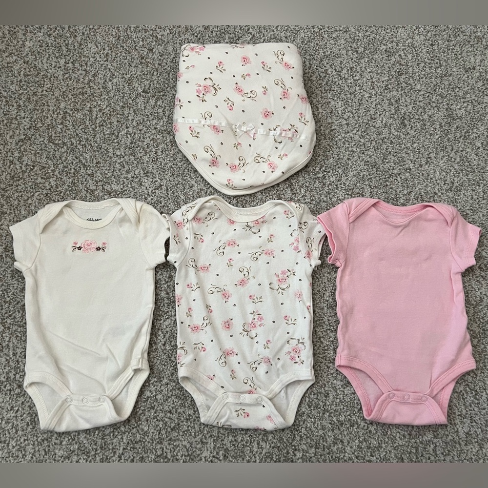 Little Me Vintage Rose 3-Pack Bodysuits & Receiving Blanket | Newborn